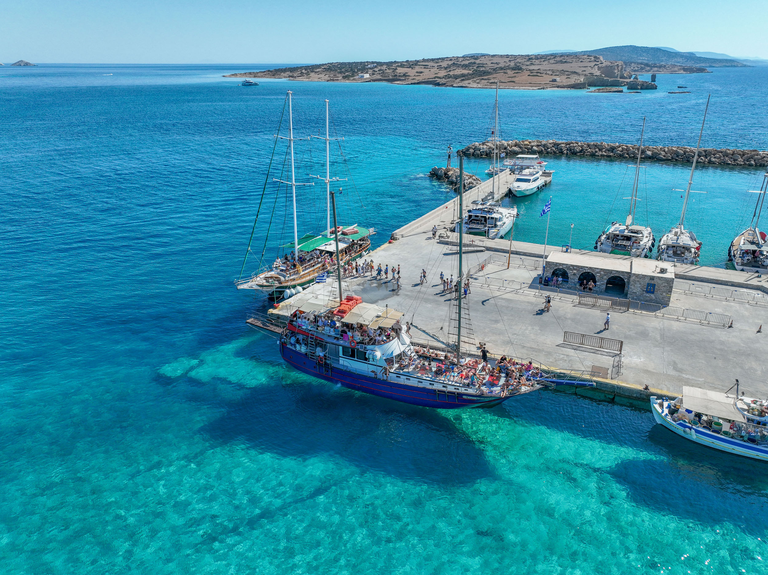 Rina’s Cave & Koufonisia Sailing Cruise from Naxos